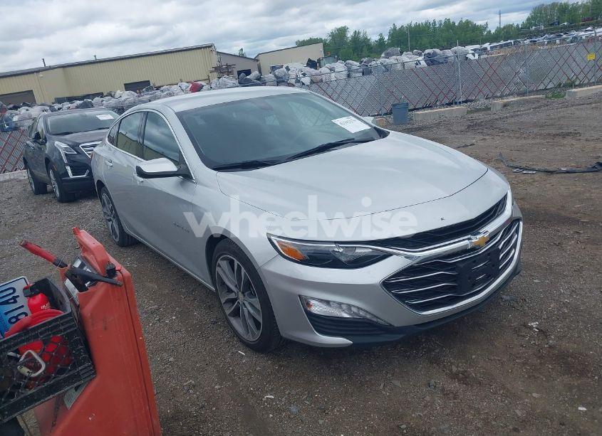 2022 Chevrolet Malibu FWD LT (VIN 1G1ZD5ST5NF148240) main photo