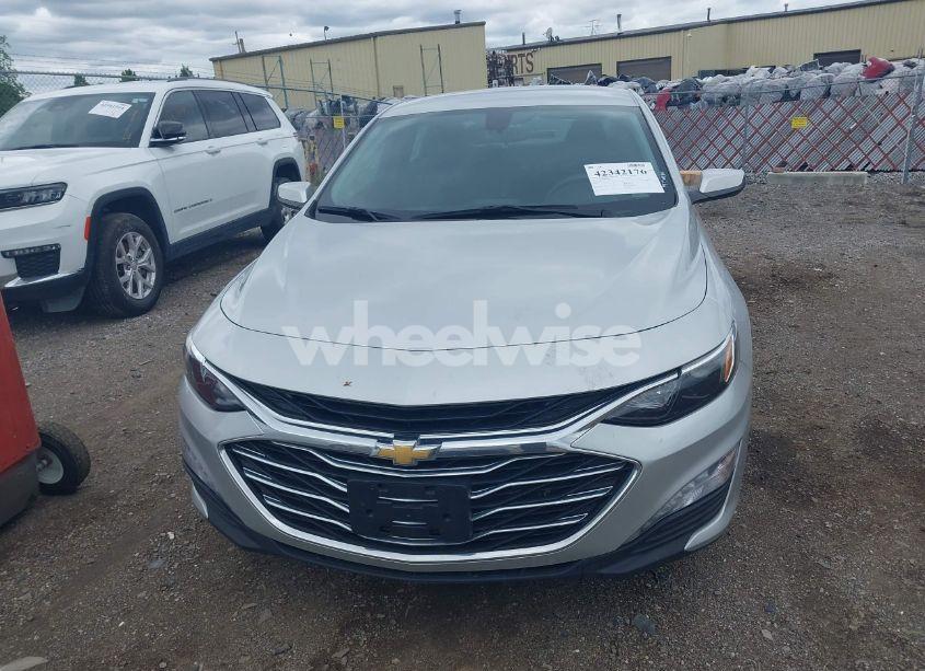 Photo 12 of 2022 Chevrolet Malibu FWD LT (VIN 1G1ZD5ST5NF148240)