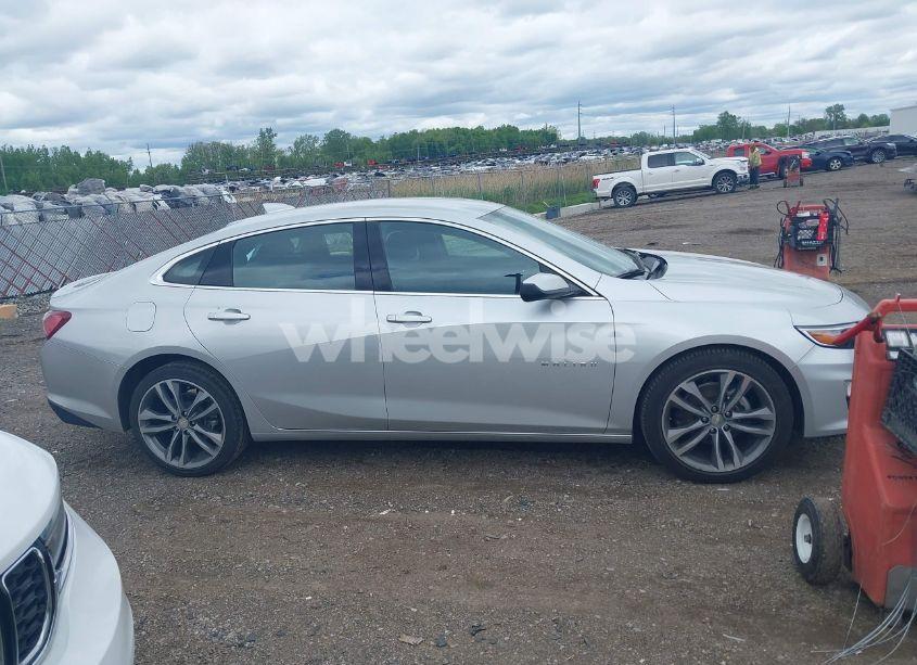 Photo 13 of 2022 Chevrolet Malibu FWD LT (VIN 1G1ZD5ST5NF148240)