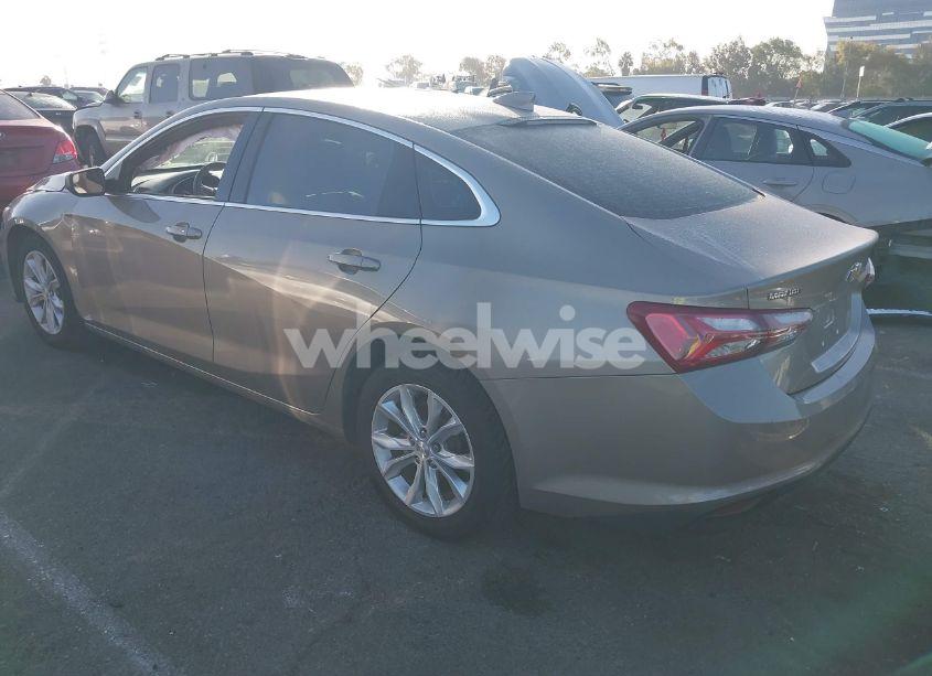 Photo 3 of 2022 Chevrolet Malibu FWD LT (VIN 1G1ZD5ST5NF152840)