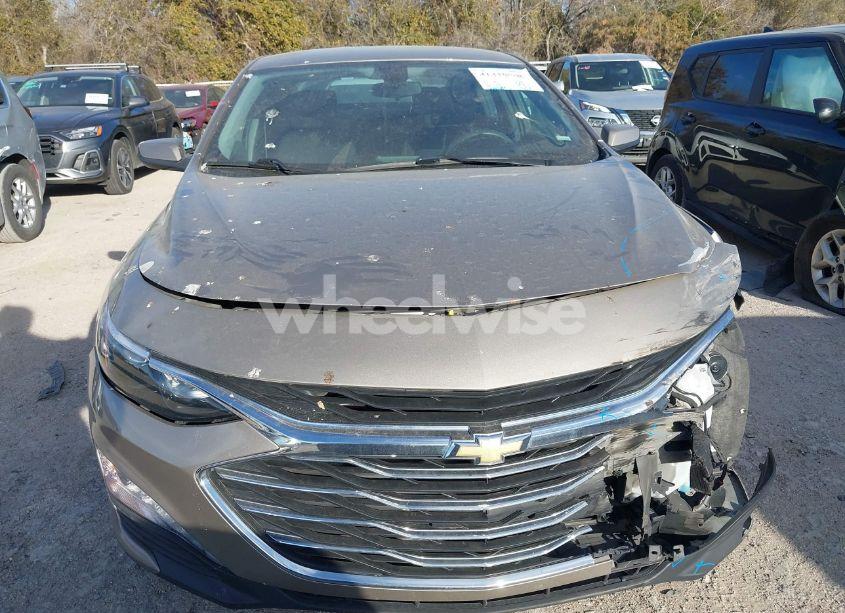 Photo 12 of 2022 Chevrolet Malibu FWD LT (VIN 1G1ZD5ST5NF161229)