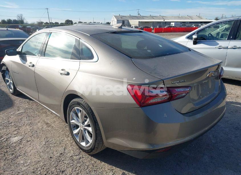 Photo 3 of 2022 Chevrolet Malibu FWD LT (VIN 1G1ZD5ST5NF161229)