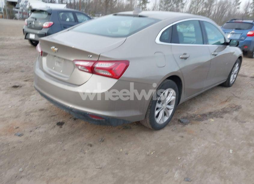 Photo 4 of 2022 Chevrolet Malibu FWD LT (VIN 1G1ZD5ST5NF168407)