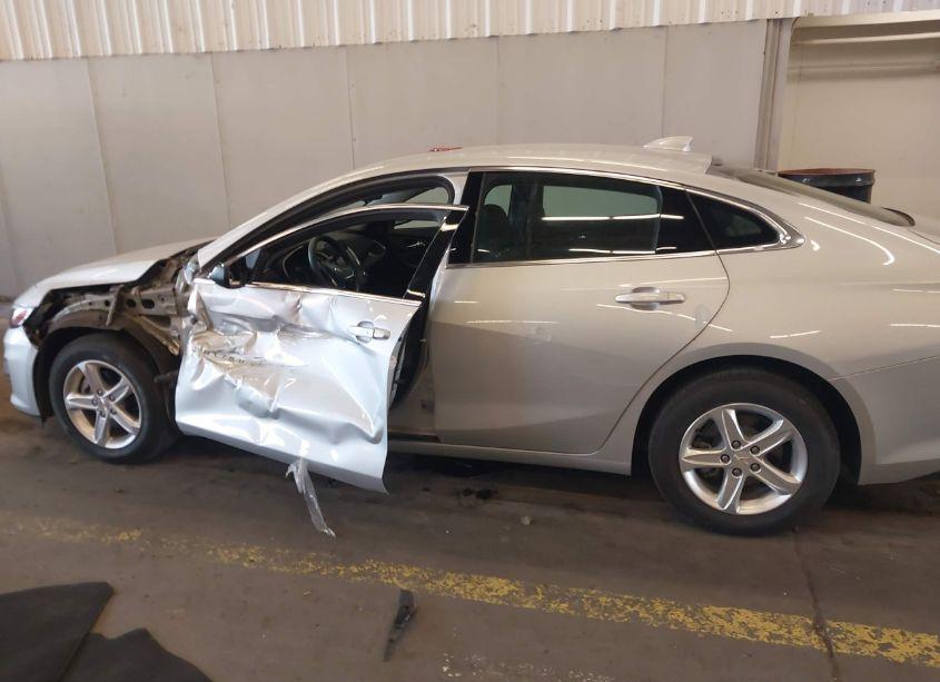 Photo 15 of 2022 Chevrolet Malibu FWD LT (VIN 1G1ZD5ST5NF170013)