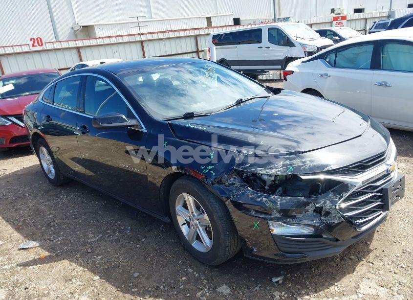 2022 Chevrolet Malibu FWD LT (VIN 1G1ZD5ST5NF184817) main photo