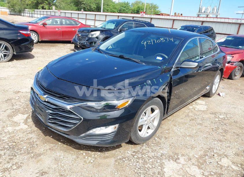 Photo 2 of 2022 Chevrolet Malibu FWD LT (VIN 1G1ZD5ST5NF184817)