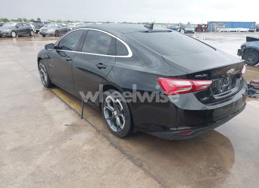 Photo 3 of 2022 Chevrolet Malibu FWD LT (VIN 1G1ZD5ST5NF207478)
