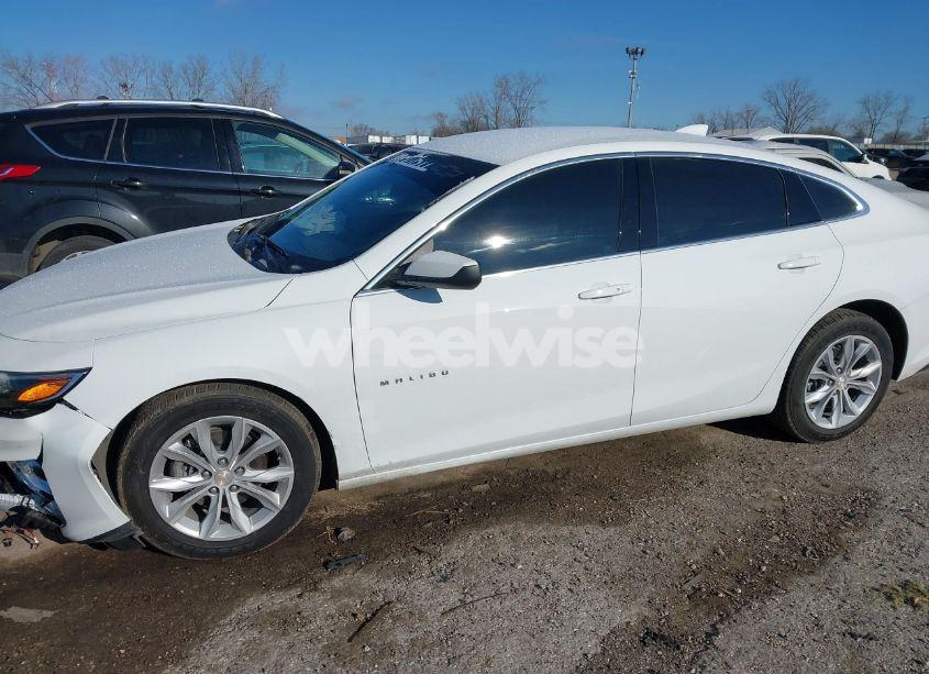 Photo 14 of 2023 Chevrolet Malibu FWD 1LT (VIN 1G1ZD5ST5PF118321)