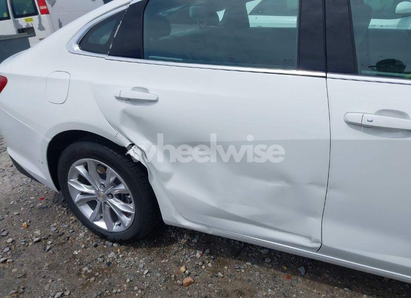 Photo 6 of 2023 Chevrolet Malibu FWD 1LT (VIN 1G1ZD5ST5PF143784)