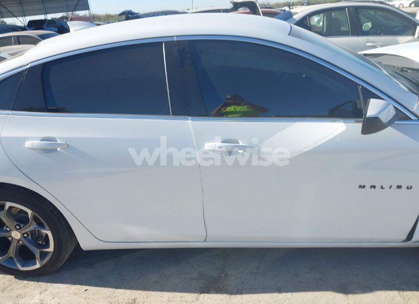 Photo 13 of 2023 Chevrolet Malibu FWD 1LT (VIN 1G1ZD5ST5PF158754)