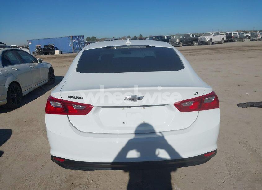 Photo 16 of 2023 Chevrolet Malibu FWD 1LT (VIN 1G1ZD5ST5PF158754)