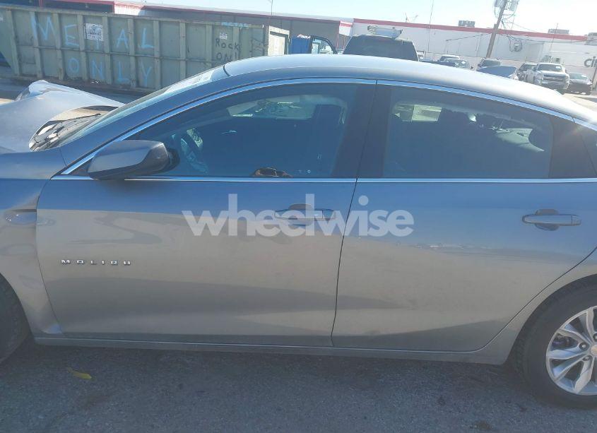 Photo 15 of 2023 Chevrolet Malibu FWD 1LT (VIN 1G1ZD5ST5PF160083)
