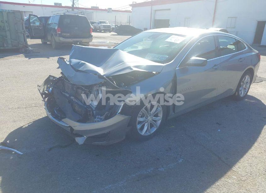 Photo 2 of 2023 Chevrolet Malibu FWD 1LT (VIN 1G1ZD5ST5PF160083)