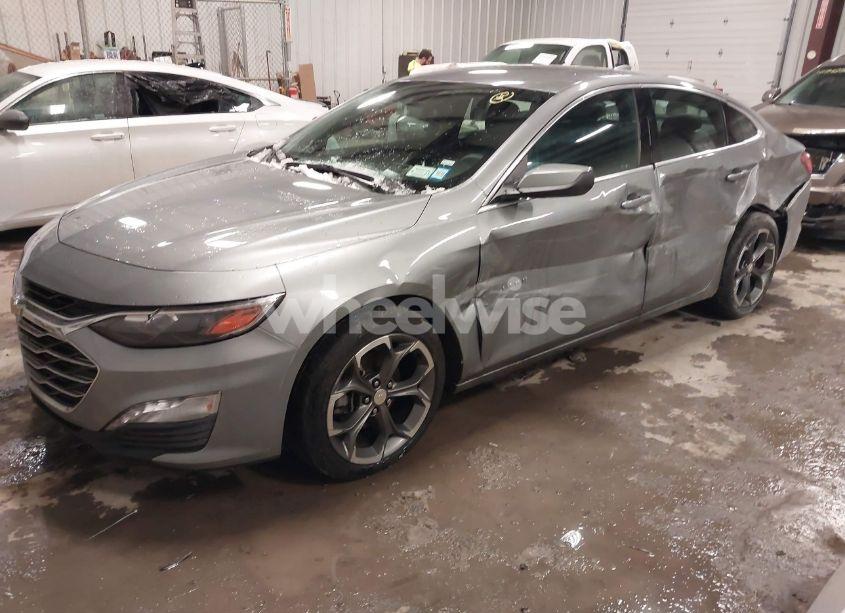 Photo 2 of 2023 Chevrolet Malibu FWD 1LT (VIN 1G1ZD5ST5PF160262)