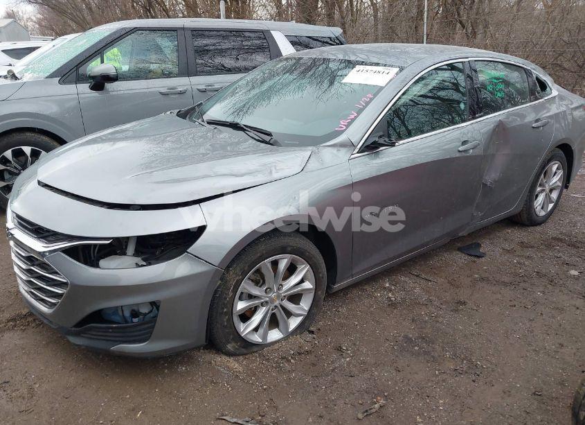Photo 2 of 2023 Chevrolet Malibu FWD 1LT (VIN 1G1ZD5ST5PF164165)