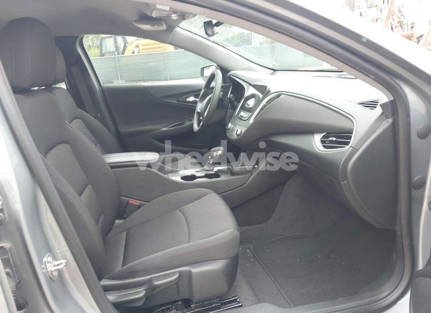 Photo 5 of 2023 Chevrolet Malibu FWD 1LT (VIN 1G1ZD5ST5PF182178)