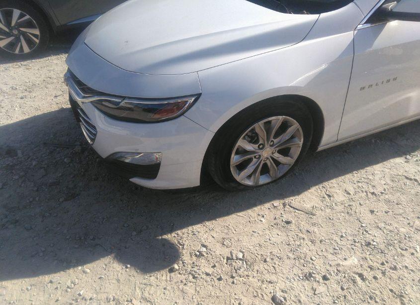 Photo 6 of 2023 Chevrolet Malibu FWD 1LT (VIN 1G1ZD5ST5PF188126)