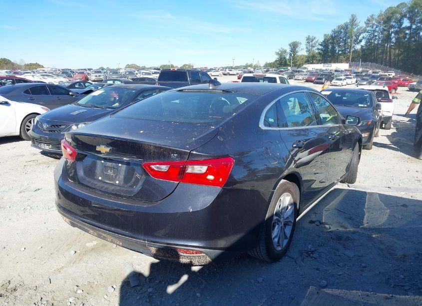 Photo 4 of 2023 Chevrolet Malibu FWD 1LT (VIN 1G1ZD5ST5PF193052)