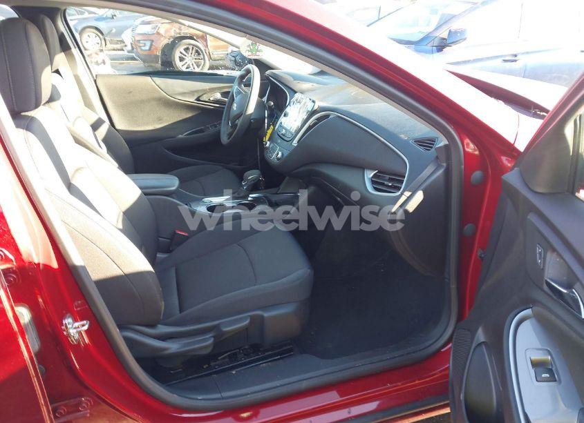 Photo 5 of 2023 Chevrolet Malibu FWD 1LT (VIN 1G1ZD5ST5PF196551)