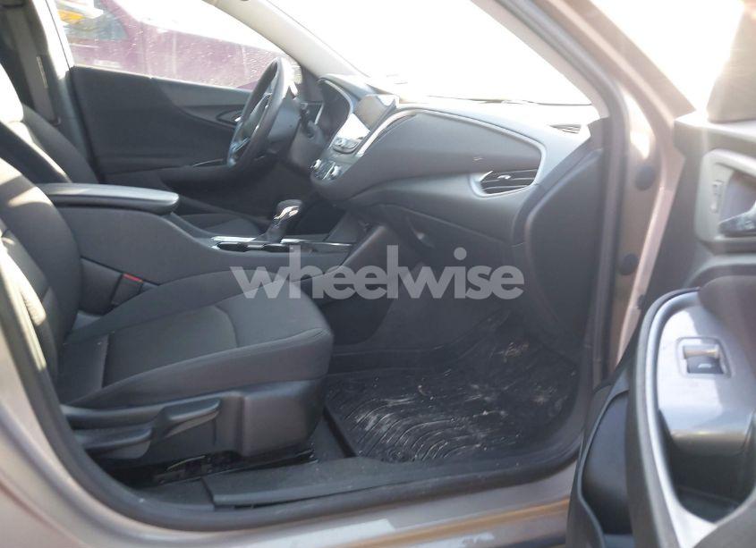 Photo 5 of 2023 Chevrolet Malibu FWD 1LT (VIN 1G1ZD5ST5PF198123)