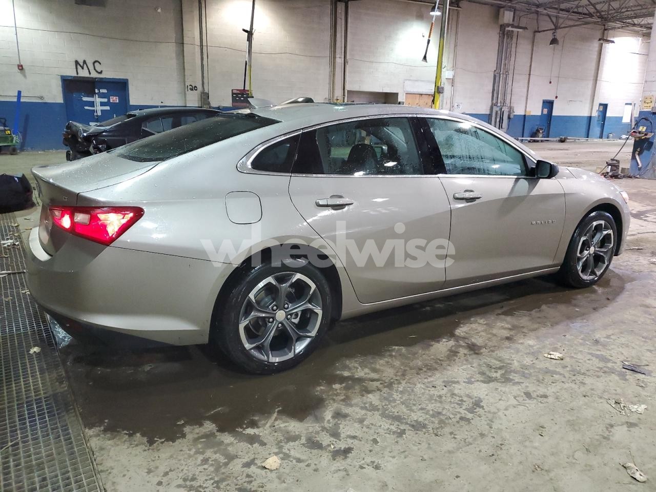 Photo 3 of 2023 CHEVROLET MALIBU LT N/A (VIN 1G1ZD5ST5PF215728)