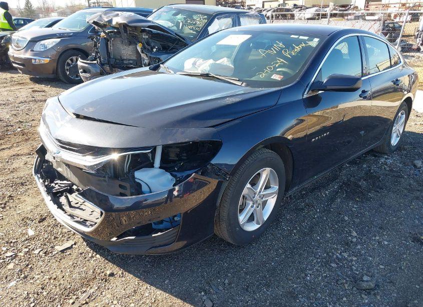 Photo 2 of 2023 Chevrolet Malibu FWD 1LT (VIN 1G1ZD5ST5PF220038)