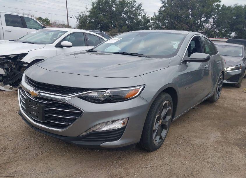 Photo 2 of 2023 Chevrolet Malibu FWD 1LT (VIN 1G1ZD5ST5PF230522)