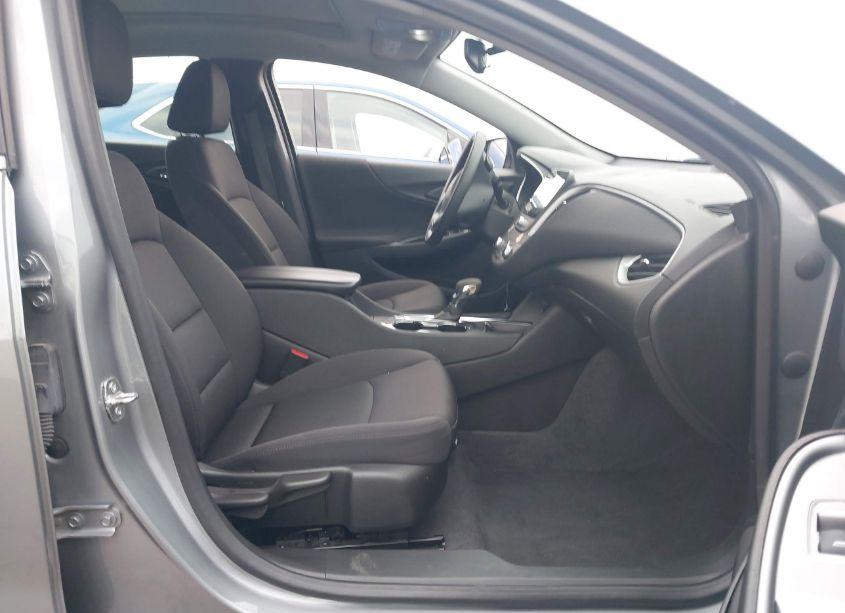 Photo 5 of 2023 Chevrolet Malibu FWD 1LT (VIN 1G1ZD5ST5PF230522)