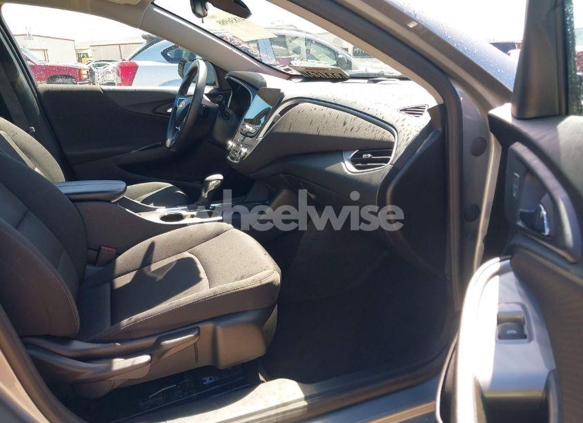 Photo 5 of 2023 Chevrolet Malibu FWD 1LT (VIN 1G1ZD5ST5PF253430)