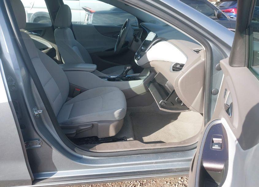 Photo 5 of 2024 Chevrolet Malibu FWD 1LT (VIN 1G1ZD5ST5RF105958)