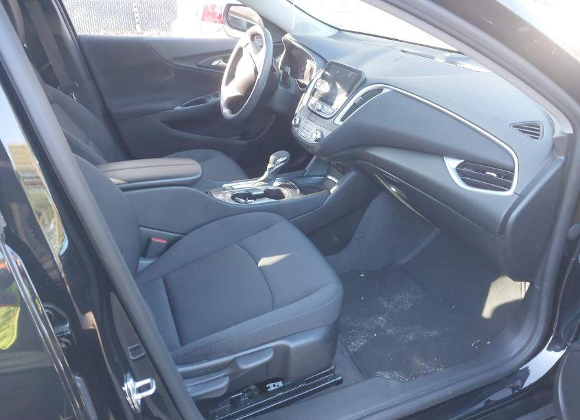 Photo 5 of 2024 Chevrolet Malibu FWD 1LT (VIN 1G1ZD5ST5RF129113)