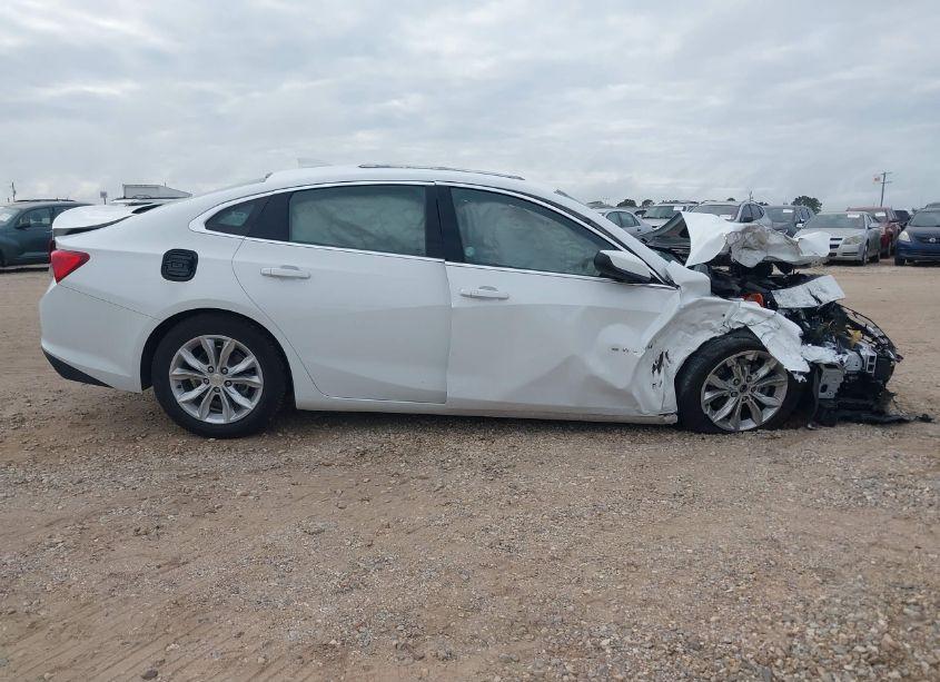 Photo 13 of 2024 Chevrolet Malibu FWD 1LT (VIN 1G1ZD5ST5RF142170)