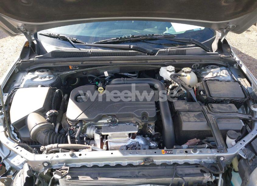 Photo 10 of 2024 Chevrolet Malibu FWD 1LT (VIN 1G1ZD5ST5RF142704)