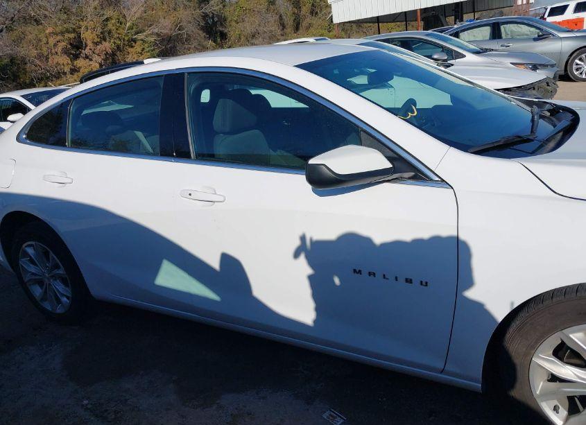 Photo 13 of 2024 Chevrolet Malibu FWD 1LT (VIN 1G1ZD5ST5RF143402)