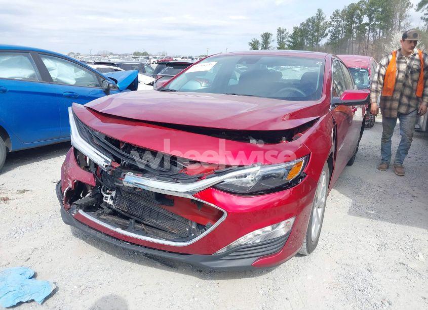 Photo 2 of 2024 Chevrolet Malibu FWD 1LT (VIN 1G1ZD5ST5RF158675)