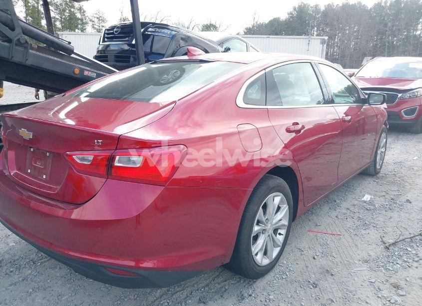 Photo 4 of 2024 Chevrolet Malibu FWD 1LT (VIN 1G1ZD5ST5RF158675)