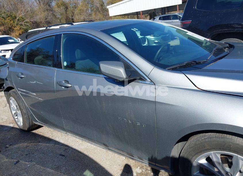 Photo 13 of 2024 Chevrolet Malibu FWD 1LT (VIN 1G1ZD5ST5RF165206)