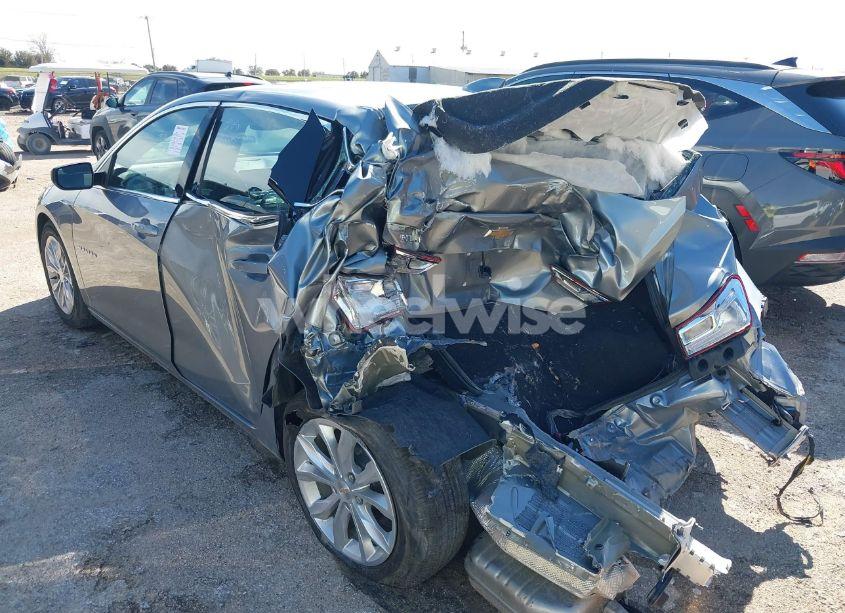 Photo 3 of 2024 Chevrolet Malibu FWD 1LT (VIN 1G1ZD5ST5RF165206)