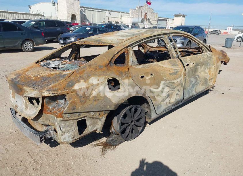 Photo 4 of 2024 Chevrolet Malibu FWD 1LT (VIN 1G1ZD5ST5RF174018)