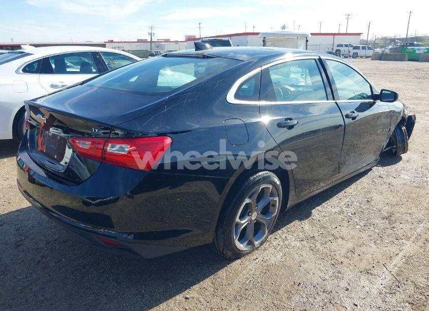Photo 4 of 2024 Chevrolet Malibu FWD 1LT (VIN 1G1ZD5ST5RF227719)