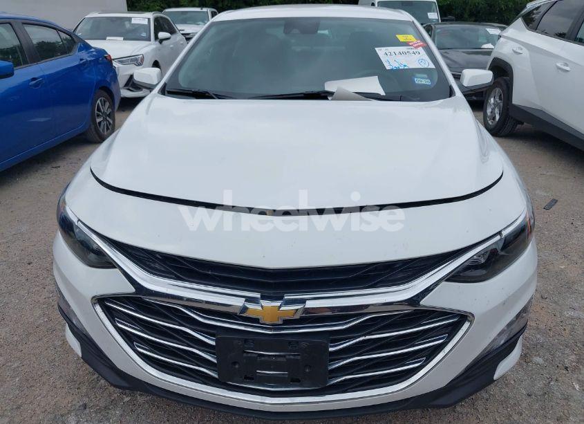Photo 12 of 2025 Chevrolet Malibu FWD 1LT (VIN 1G1ZD5ST5SF130350)