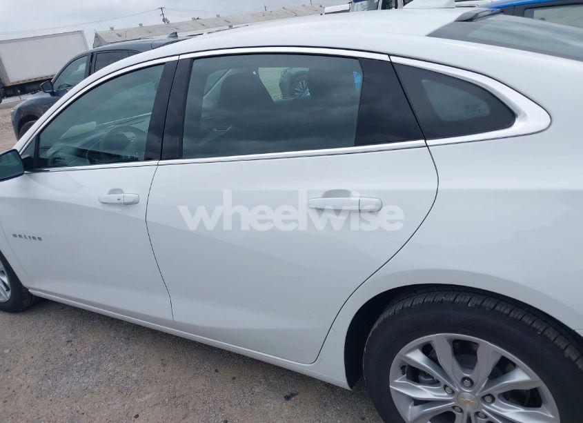 Photo 14 of 2025 Chevrolet Malibu FWD 1LT (VIN 1G1ZD5ST5SF130350)