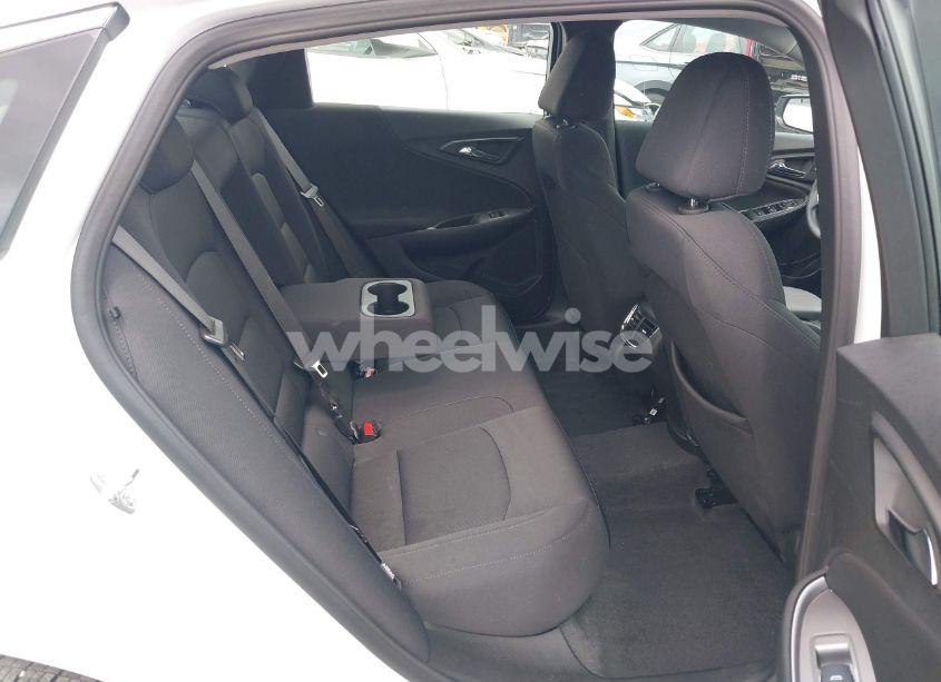 Photo 8 of 2025 Chevrolet Malibu FWD 1LT (VIN 1G1ZD5ST5SF130350)