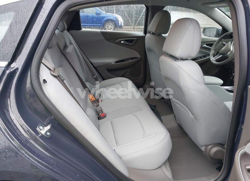 Photo 8 of 2025 Chevrolet Malibu FWD 1LT (VIN 1G1ZD5ST5SF151313)