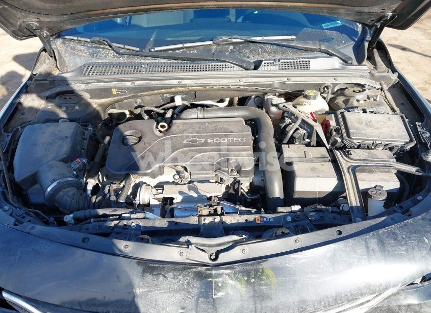 Photo 10 of 2018 Chevrolet Malibu LT (VIN 1G1ZD5ST6JF128332)