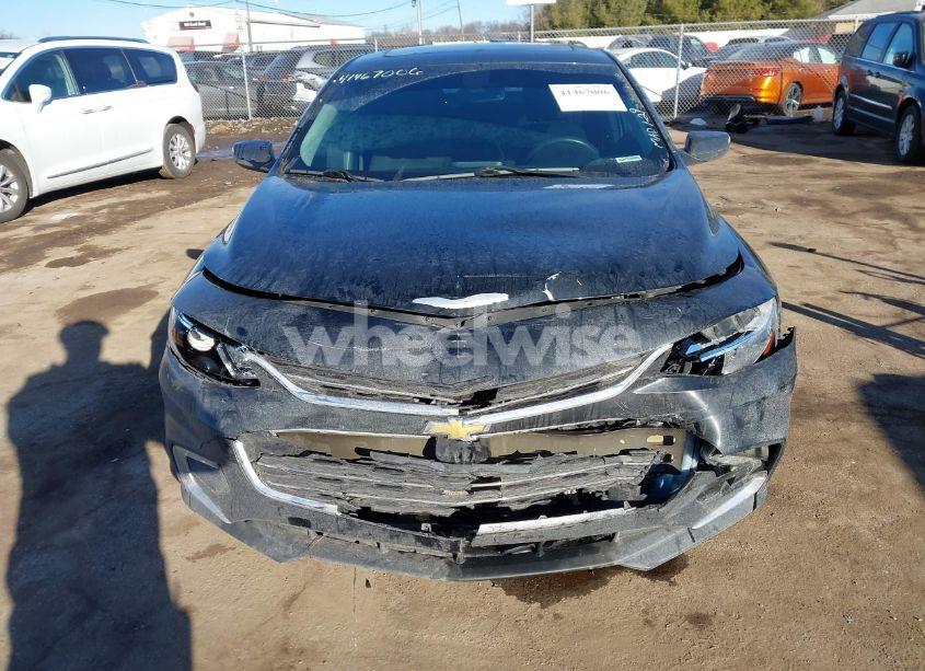 Photo 12 of 2018 Chevrolet Malibu LT (VIN 1G1ZD5ST6JF128332)