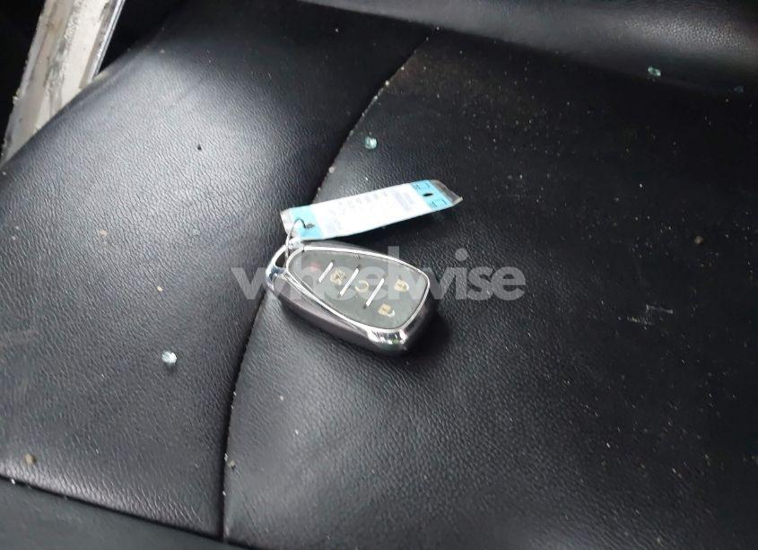 Photo 11 of 2018 Chevrolet Malibu LT (VIN 1G1ZD5ST6JF130517)