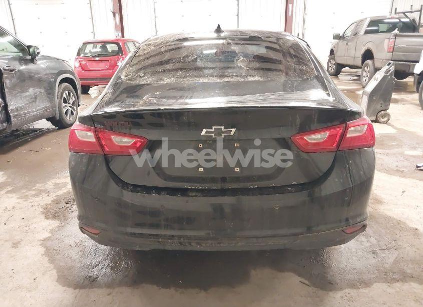 Photo 16 of 2018 Chevrolet Malibu LT (VIN 1G1ZD5ST6JF130517)