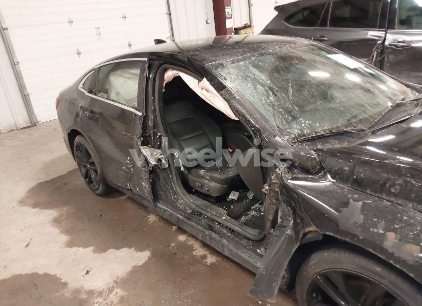 Photo 6 of 2018 Chevrolet Malibu LT (VIN 1G1ZD5ST6JF130517)