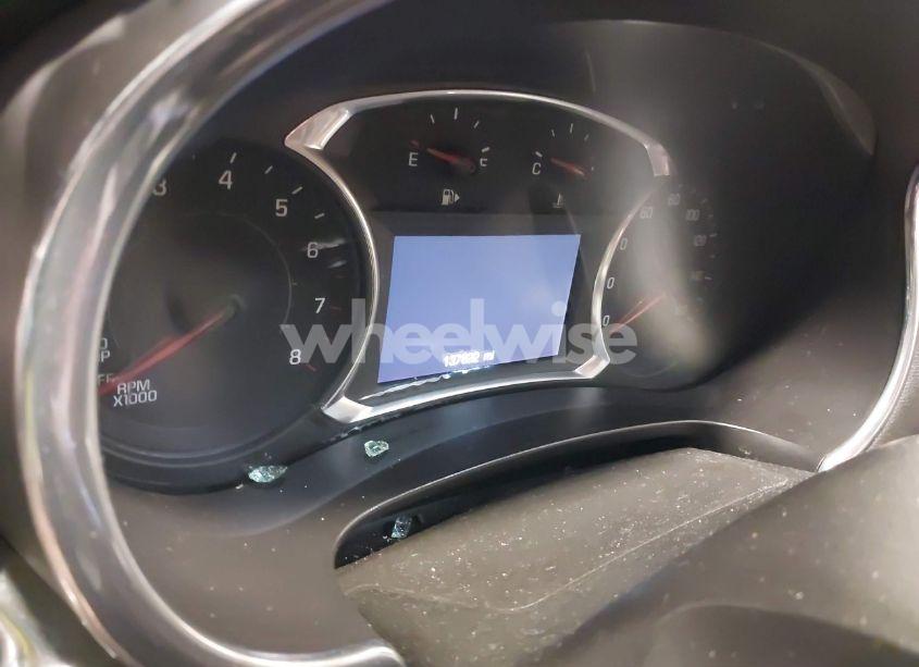 Photo 7 of 2018 Chevrolet Malibu LT (VIN 1G1ZD5ST6JF130517)